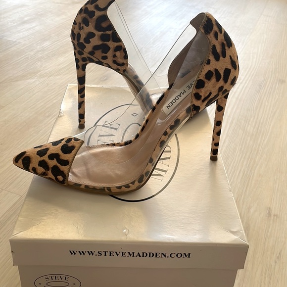 Malibu-L Leopard Pump Heels - Picture 1 of 5
